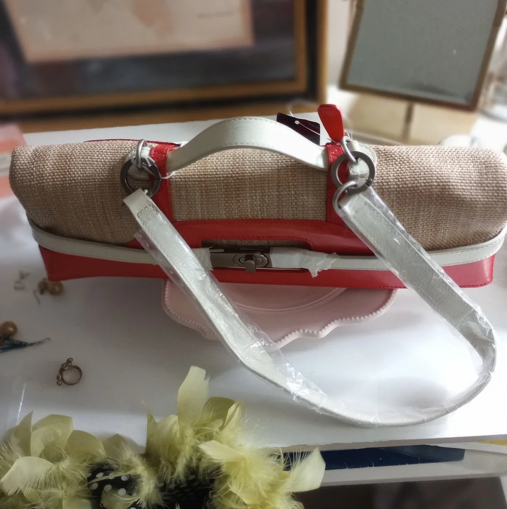 BCBG MaxAzria Handbag - Picture 4 of 16